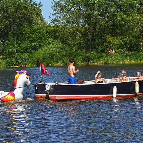 Covered floating docks
