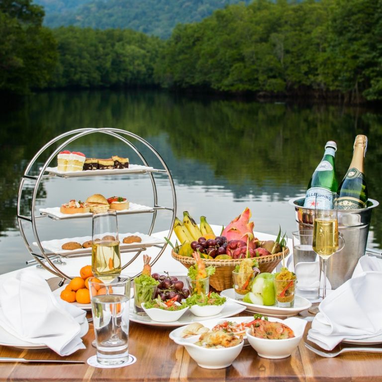 Cooking Safely on Boats