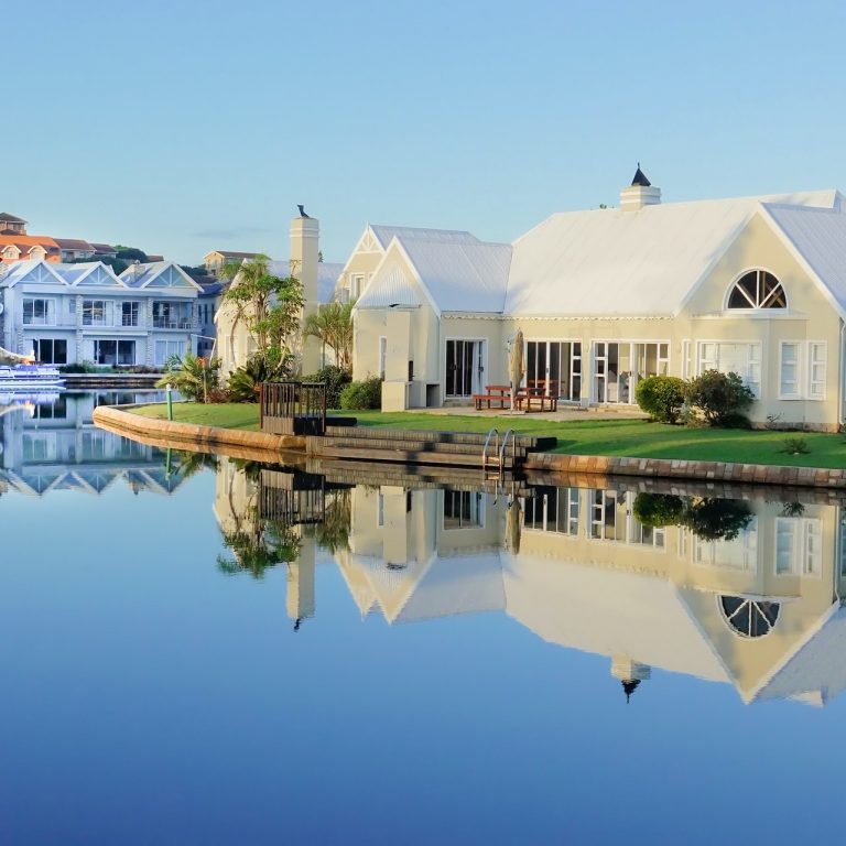 Style Your Waterfront Property