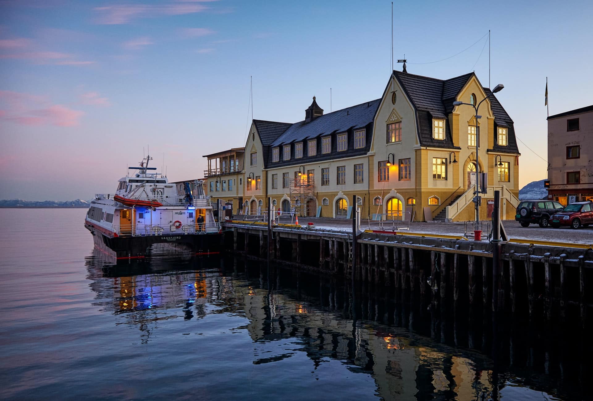 Best Waterfront Restaurants