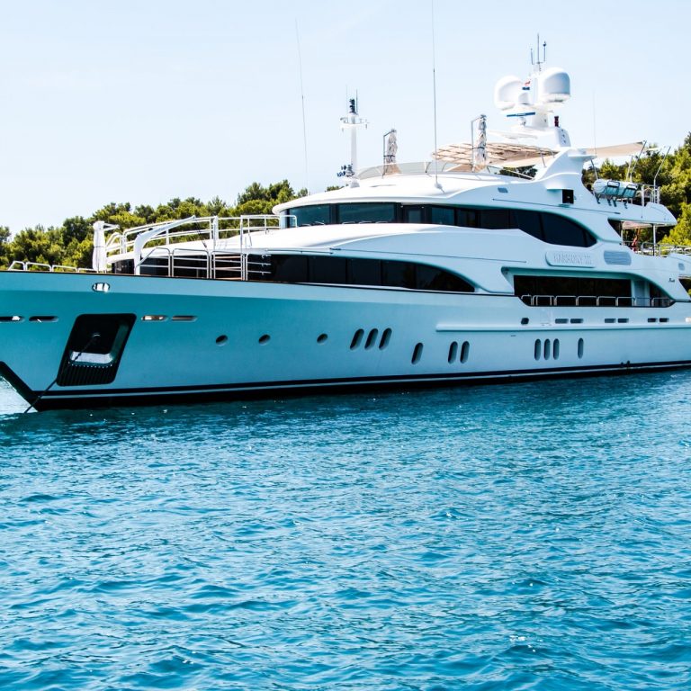 Romantic Date on a Boat