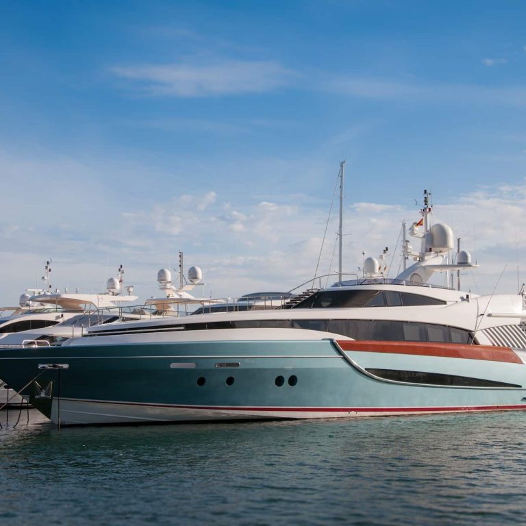 Features of a Luxury Yacht