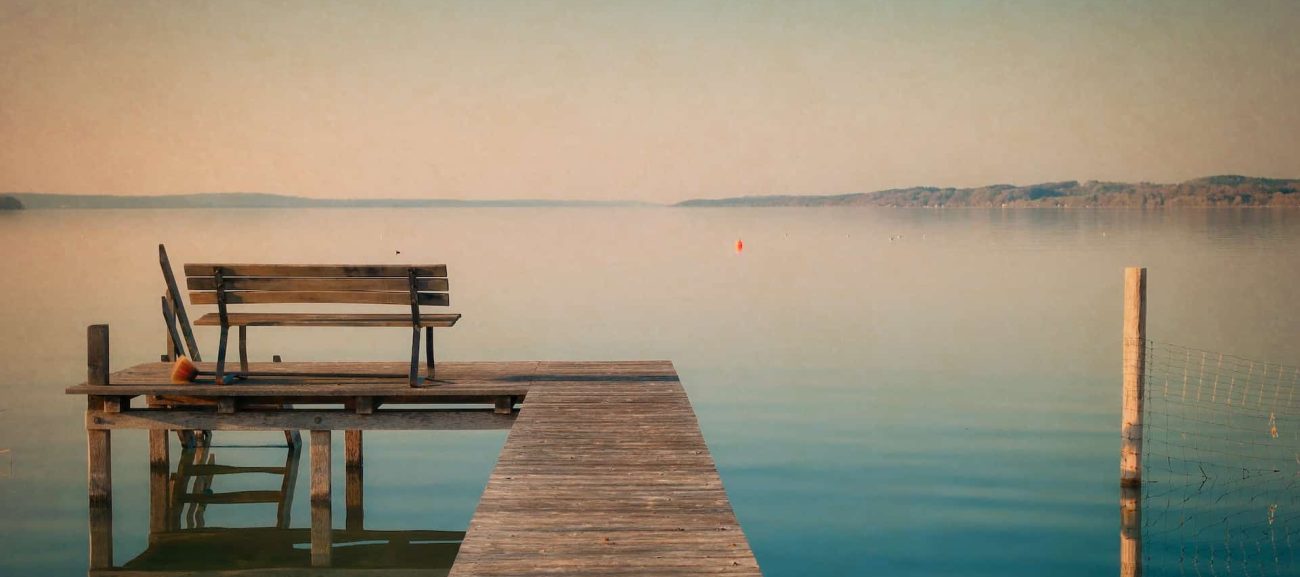 Pros and Cons of a Wood Dock