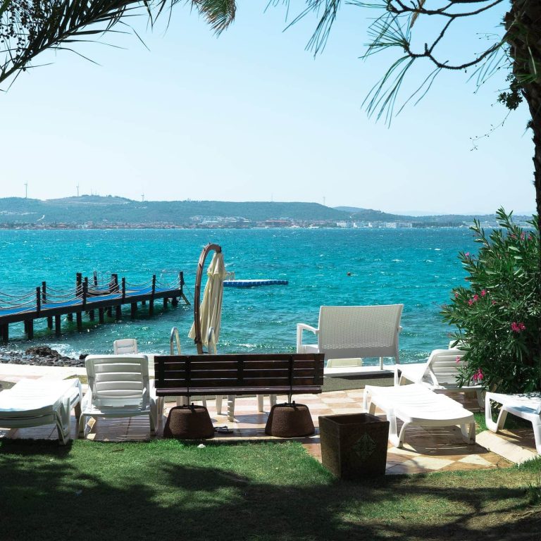 Choose Do-It-Yourself Docks