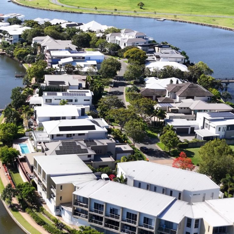 How to Design a Stable Swim Zone for Open-Water Residential Properties